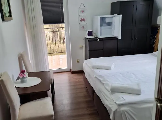 Admiral Guest house 3*